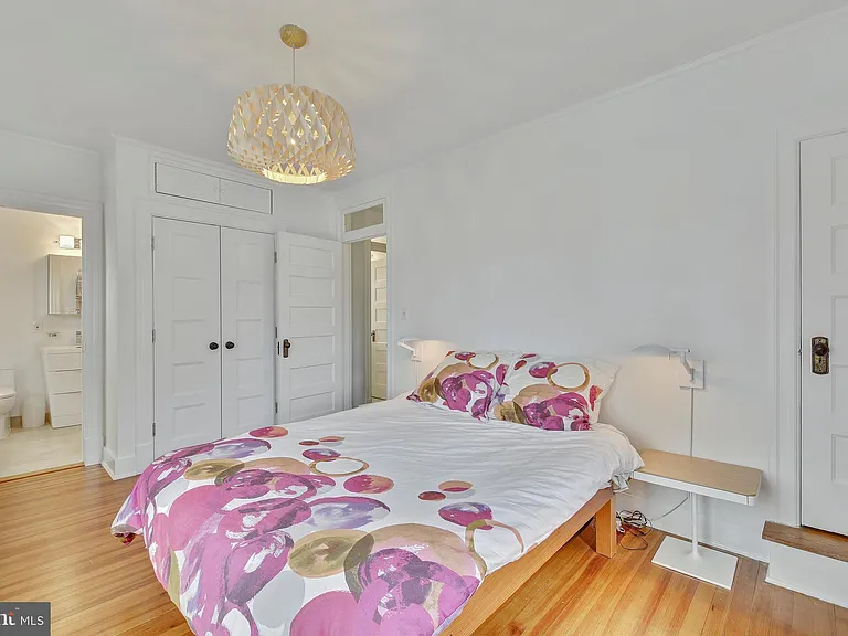 3515 Bradley Ln — Photo 15