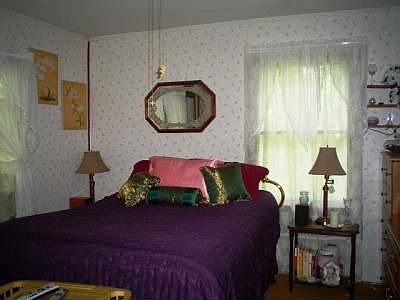 5th image of 107 Cherry St