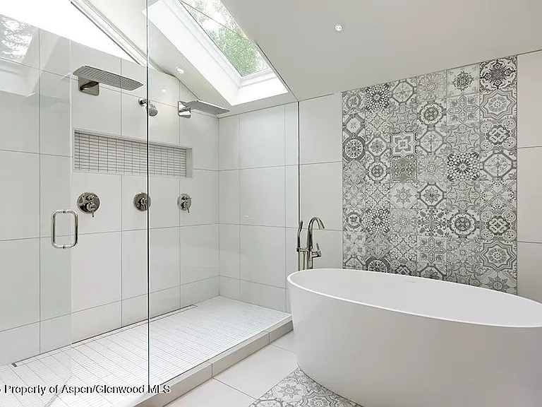 333 Faraway Rd — Photo 16