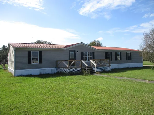 67 Emerald Ln, Hahira, GA 31632