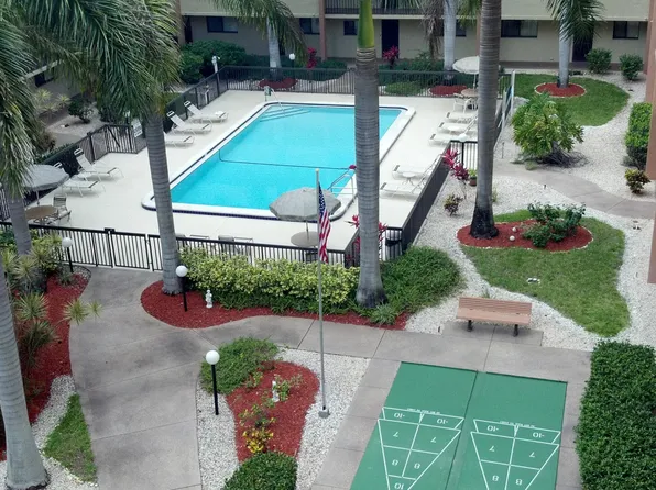 2121 Collier Ave APT 513, Fort Myers, FL 33901