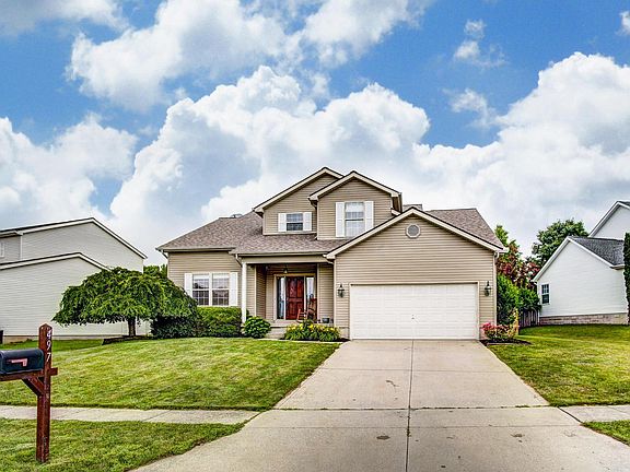 3rd image of 497 Wynridge Dr
