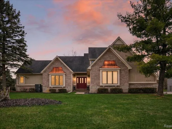 6595 Deer Ridge Dr, Clarkston, MI 48348
