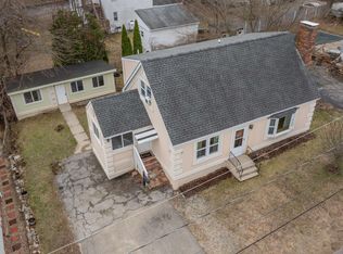 31 Rosemont Avenue, Manchester, NH 03103