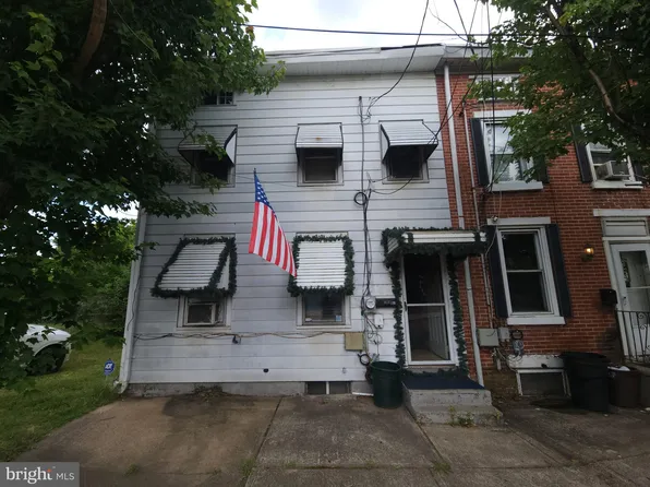 813 S Warren St, Trenton, NJ 08611