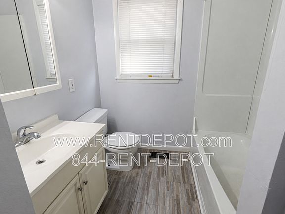 3rd image of 817 Prosperity Ave