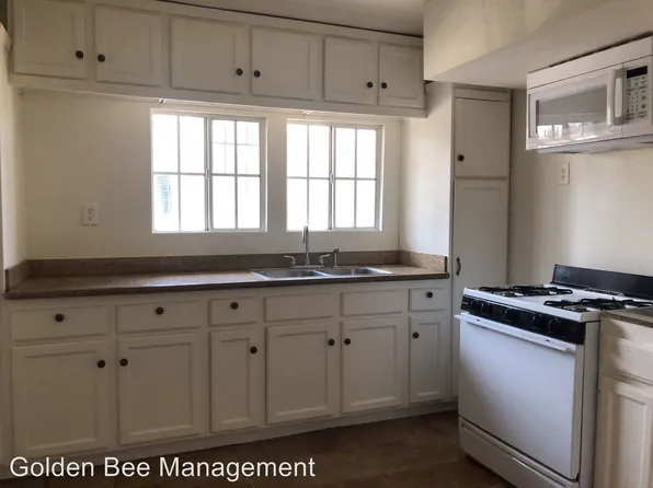 4816 S Van Ness Ave, Los Angeles, CA 90062