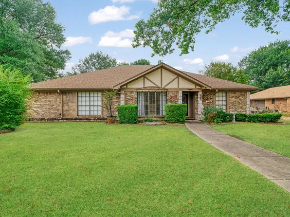 4010 Morningside Dr, Paris, TX 75462