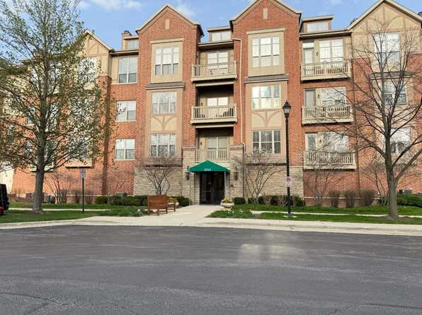1914 Farnsworth Ln Unit 305, Northbrook, IL 60062