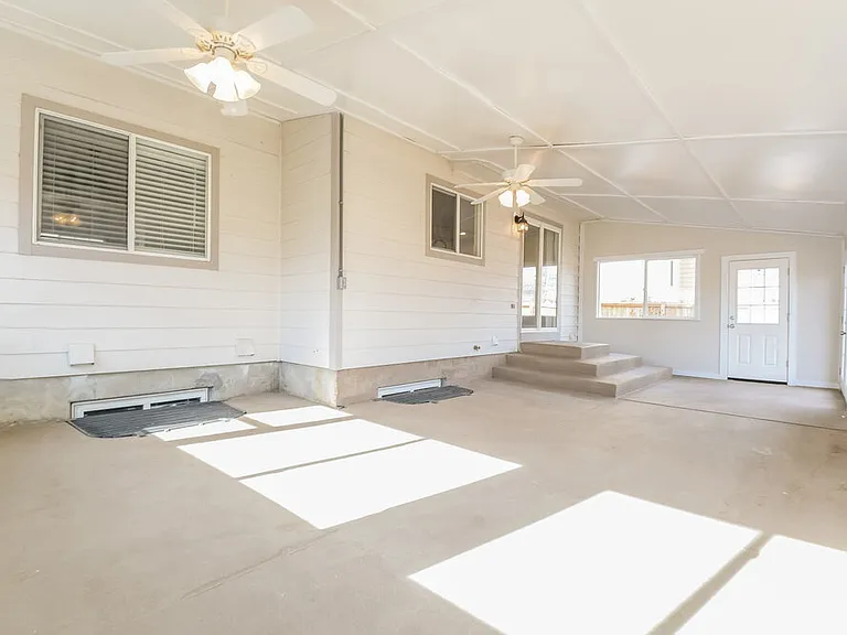 13922 Hudson Way — Photo 13