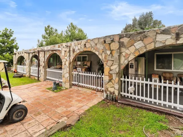 30100 Valley Center Rd, Valley Center, CA 92082