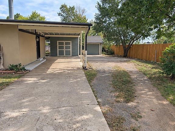 4th image of 4420 Gladiola Street