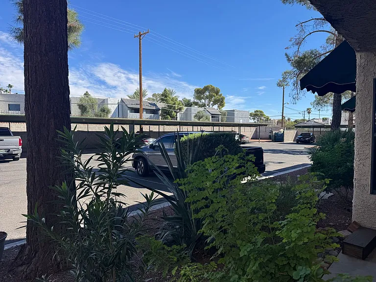 520 Elm Dr #103 — Photo 16