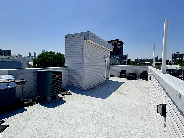 1302 N Marshall St #2 — Photo 38
