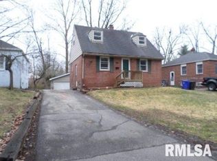 1739 W Decatur St, Decatur, IL 62522