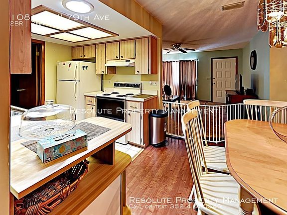 4th image of 10875 SW 79th Ave