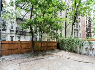 309 E 92nd St APT 1R, New York, NY 10128