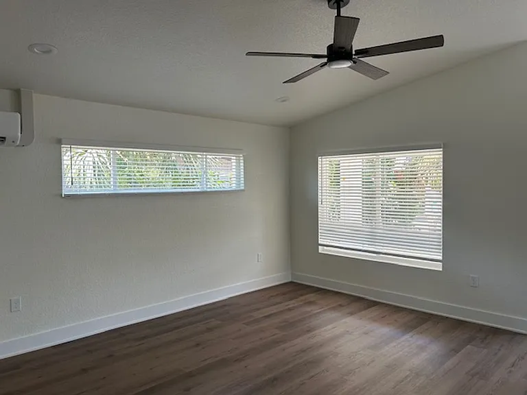 2020 14th Ave S #A — Photo 12