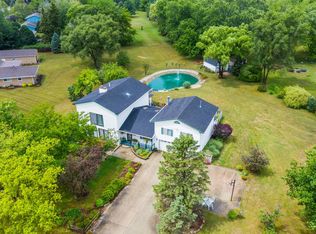 20602 82nd St, Bristol, WI 53104