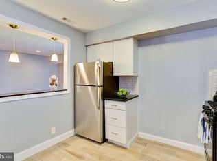 114 Van Buren Rd APT 8, Voorhees, NJ 08043