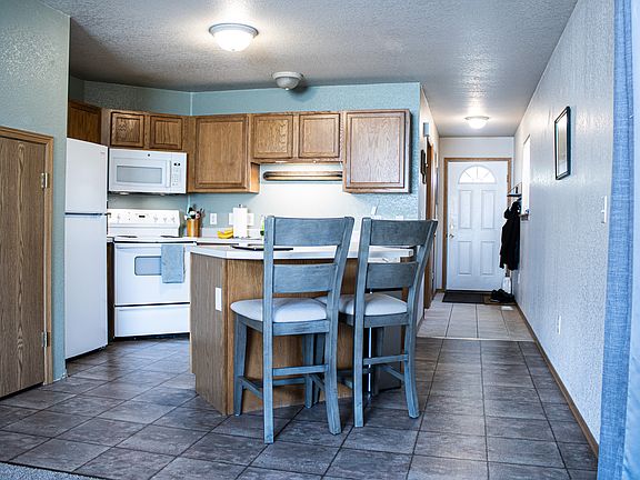 5th image of 1823 Montana St APT 1