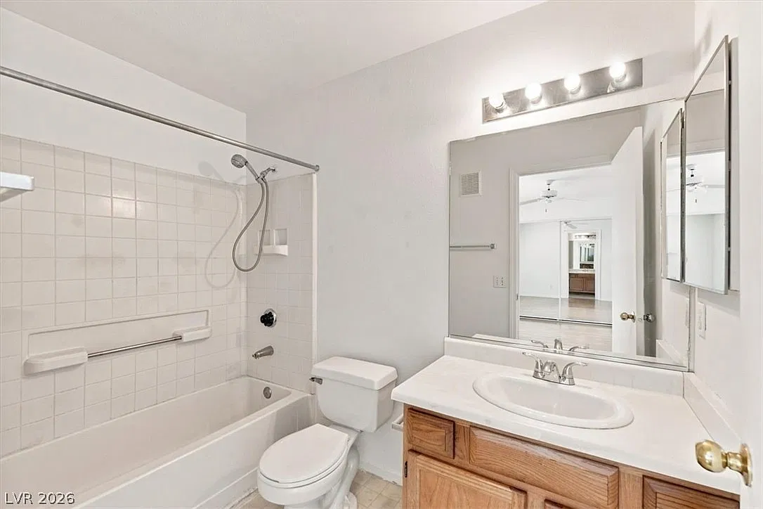 2 bed, 1016 sqft, $1,480 — Photo 2