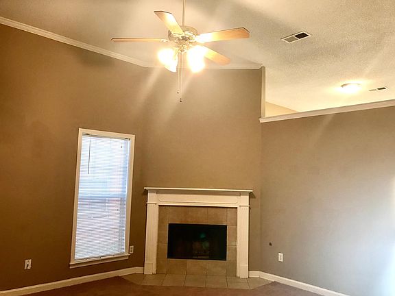 3rd image of 2161 Berry Garden Cir W