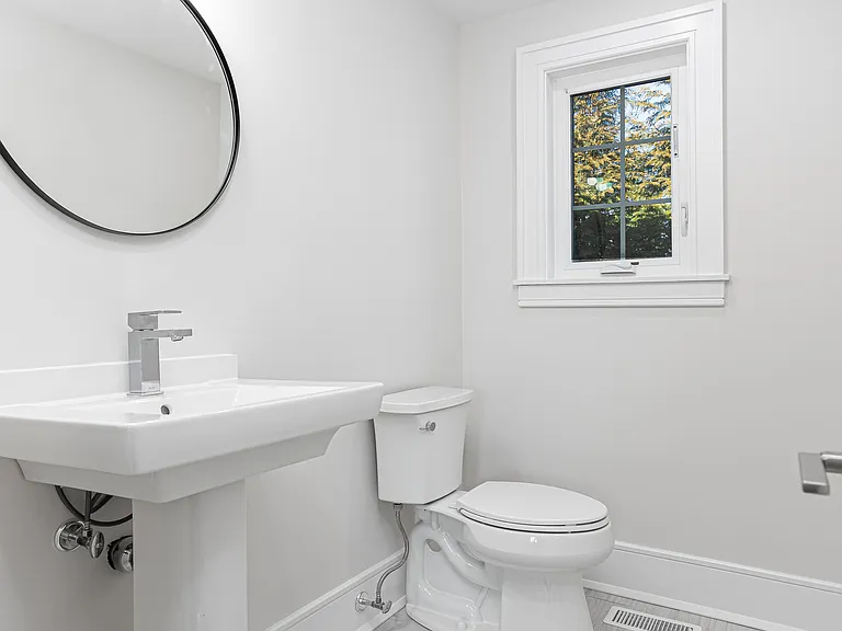 42 Poe Ct — Photo 5