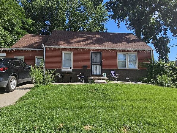 5220 E 40th Ter