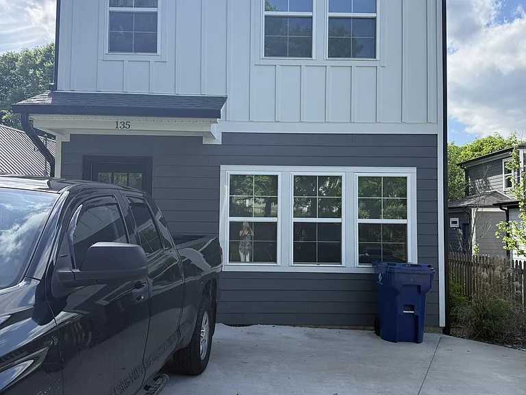 135 Lawn St — Photo 1