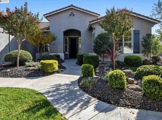 2464 Belle Glade Ln, Manteca, CA 95336