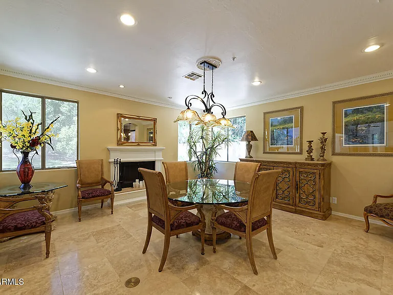 10220 E Cochise Dr — Photo 21