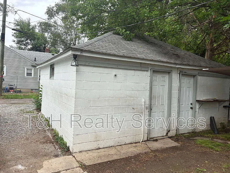 1 bed, 1.0 bath, 552 sqft, $925 — Photo 3