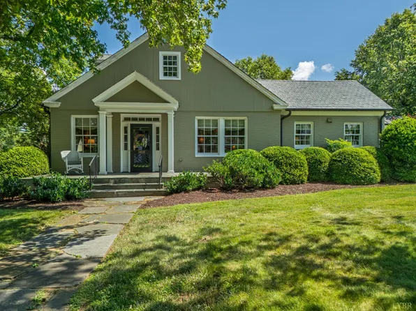 3826 Royal Blvd, Lynchburg, VA 24503