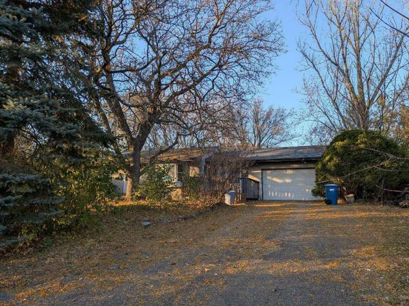 31 Demont Ave E, Little Canada, MN 55117