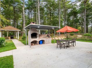 475 Ten Rod Rd, Exeter, RI 02822