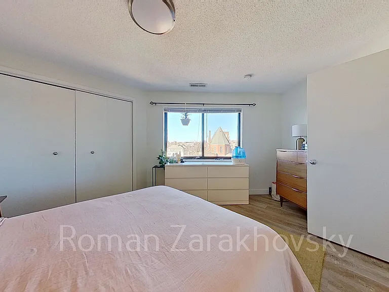 18 Webster Ave #3 — Photo 16