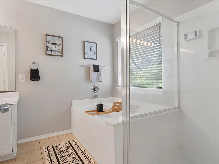 418 Folk Crest Ln — Photo 20