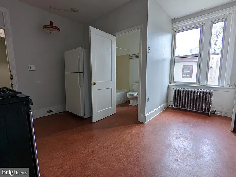 1213 Shackamaxon St #2 — Photo 12