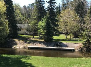 4047 Rainbows End Trl, Indian River, MI 49749