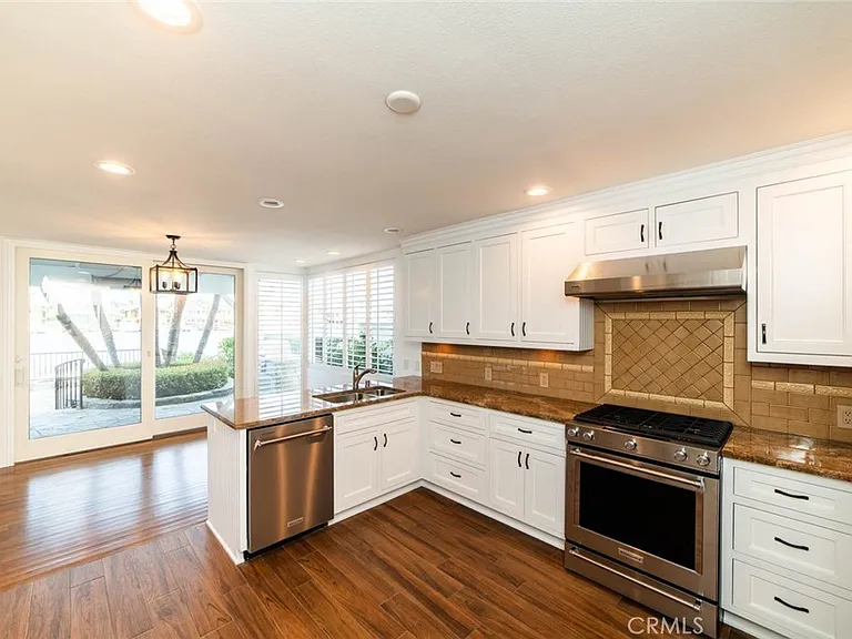 16832 Coral Cay Ln — Photo 43