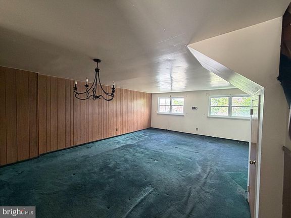5th image of 1443 Guilford Pl