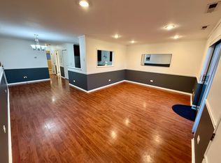 2252 Abbeywood Dr APT F, Lisle, IL