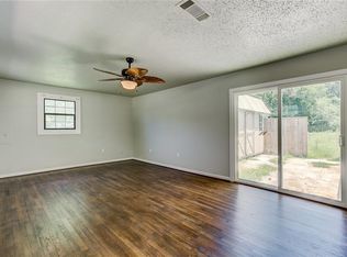 536 Beverly Rd, Azle, TX 76020