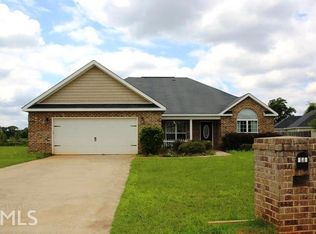 200 Schroer Dr, Byron, GA 31008