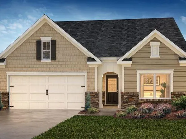 1035 Saddlebrook Dr, Rocky Mount, NC 27804