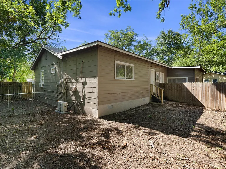 1012 Barbara Dr #B — Photo 24