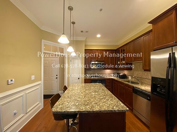 3rd image of 11 Perimeter Ctr E APT 1208