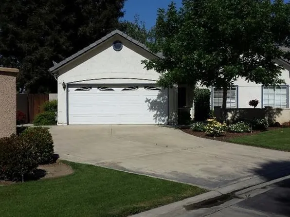 2300 Sierra St APT 124, Kingsburg, CA 93631
