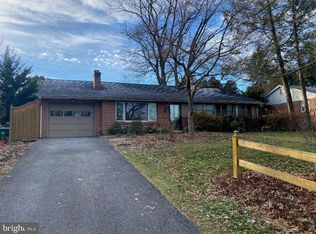 1618 Lambeth Rd, Lancaster, PA 17601